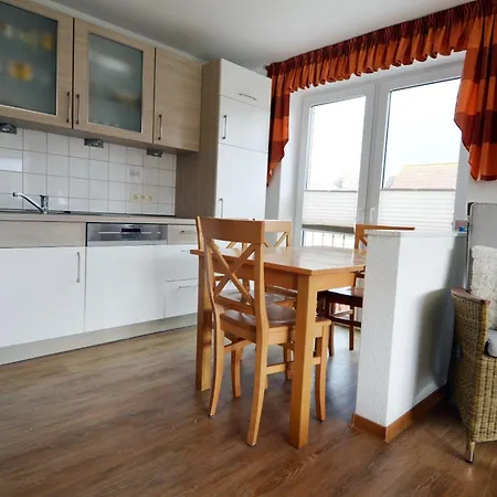 Lauritz-massmann-str 26, Etage1, Whg 1